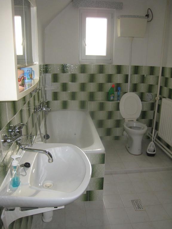 Apartman Eva Crhov Exterior foto